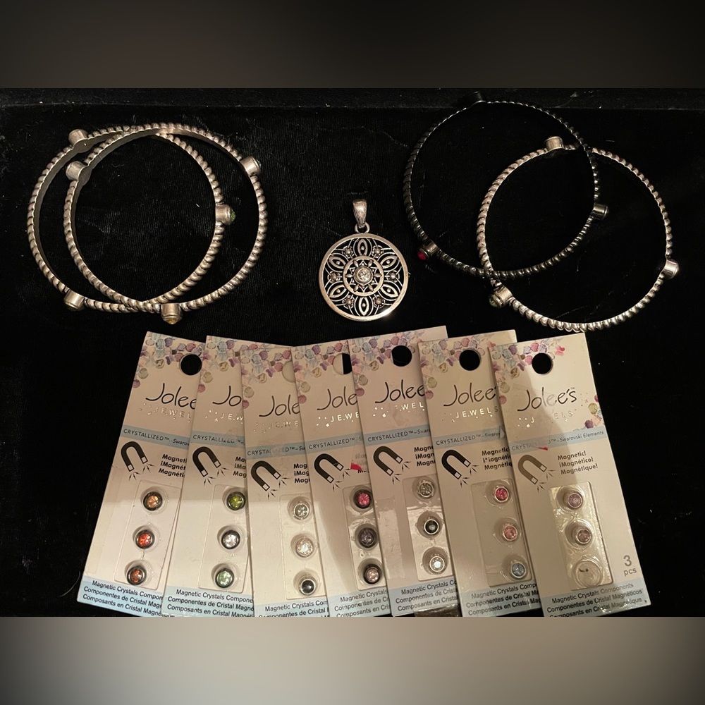 Jolee Necklace/Bracelets Black & Silvertone Includes Magnetic Stones Versatile!